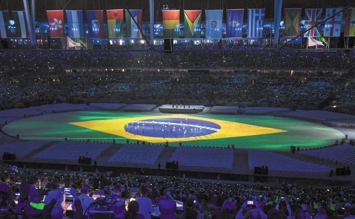 Arts et carnaval pour quitter Rio : Technologies et humour pour lancer Tokyo Arts et carnaval pour quitter Rio : Technologies et humour pour lancer Tokyo