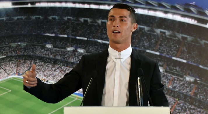 Avec son nouveau contrat, Ronaldo défie le temps Avec son nouveau contrat, Ronaldo défie le temps