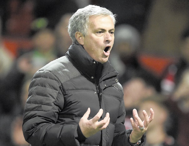 Mourinho recadre Martial Mourinho recadre Martial