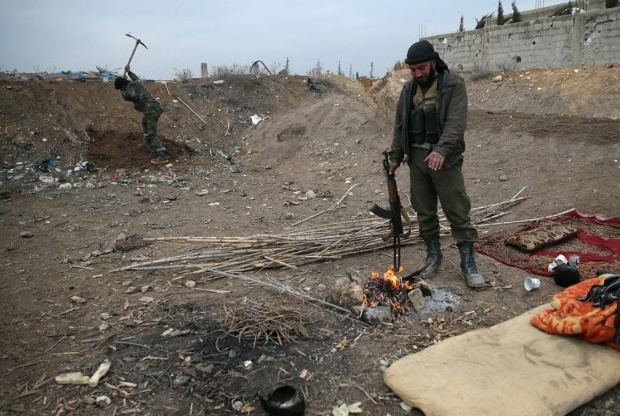 La poursuite des combats en Syrie menace le processus de négociations La poursuite des combats en Syrie menace le processus de négociations
