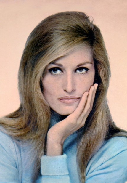 Ces Stars qui ont sombré dans la dépression : Dalida Ces Stars qui ont sombré dans la dépression : Dalida