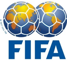 :Après avoir menacé l'UEFA : Sion a rangé discrètement "l'arme atomique" :Après avoir menacé l'UEFA : Sion a rangé discrètement "l'arme atomique"