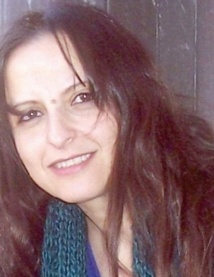 Asmaa Houri présente la première de sa nouvelle pièce de théâtre «Nta Houa» Asmaa Houri présente la première de sa nouvelle pièce de théâtre «Nta Houa»