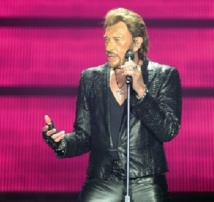 Des fans, du feu et des étoiles pour les 70 ans de Johnny Des fans, du feu et des étoiles pour les 70 ans de Johnny