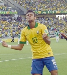 Neymar sort de son silence Neymar sort de son silence