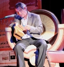 Le poète et parolier Ahmed Lamsayeh “Les mots ne sont rien qu’une profondeur à exploiter” Le poète et parolier Ahmed Lamsayeh “Les mots ne sont rien qu’une profondeur à exploiter”