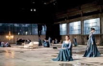 “Insenso”, un monologue démultiplié illumine le Festival d'Athènes “Insenso”, un monologue démultiplié illumine le Festival d'Athènes