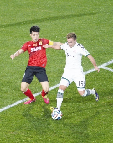 Götze est de la fête grâce à une défaite Götze est de la fête grâce à une défaite