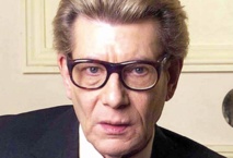 Opéras et grands bals: les croquis d’Yves Saint Laurent sur Internet Opéras et grands bals: les croquis d’Yves Saint Laurent sur Internet