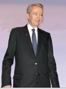 Bernard Arnault honoré à New York pour sa générosité Bernard Arnault honoré à New York pour sa générosité