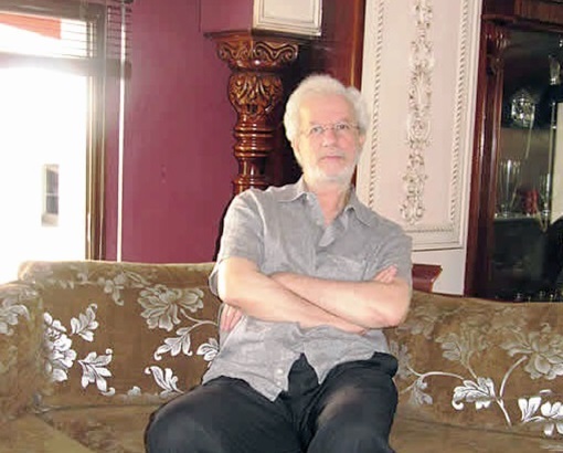 Mohammed Bennis reçoit le prix “Max Jacob” de poésie Mohammed Bennis reçoit le prix “Max Jacob” de poésie