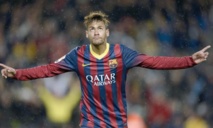 Pour Cruyff, le salaire de Neymar déstabilise le vestiaire Pour Cruyff, le salaire de Neymar déstabilise le vestiaire