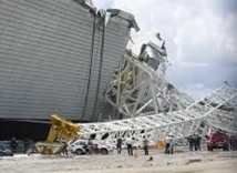 L’installation de tribunes du stade de Sao Paulo suspendue après un accident L’installation de tribunes du stade de Sao Paulo suspendue après un accident
