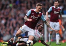 Liverpool aux commandes de la Premier League Liverpool aux commandes de la Premier League