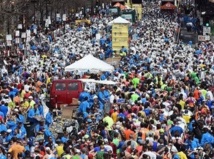 Un an après les attentats, Boston se réapproprie fièrement son marathon Un an après les attentats, Boston se réapproprie fièrement son marathon