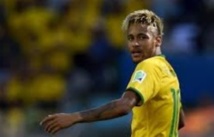 Reportage : Quand la "Neymarmania" monte à la tête Reportage : Quand la "Neymarmania" monte à la tête