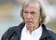 Maradona veut Menotti pour succéder à Sabella Maradona veut Menotti pour succéder à Sabella