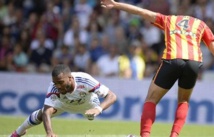 Falcao relève Monaco, Bordeaux seul en tête de la Ligue 1 Falcao relève Monaco, Bordeaux seul en tête de la Ligue 1