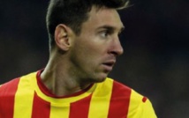 Maillot de circonstance pour la "journée nationale" de Catalogne pour le FC Barcelone Maillot de circonstance pour la "journée nationale" de Catalogne pour le FC Barcelone
