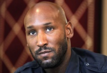 Anelka en Inde, le “bad boy” poursuit son tour du monde Anelka en Inde, le “bad boy” poursuit son tour du monde