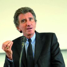 Jack Lang à la Maison du Maroc : le Royaume a connu ces dernières années une grande efflorescence culturelle Jack Lang à la Maison du Maroc : le Royaume a connu ces dernières années une grande efflorescence culturelle