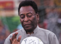 Après une alarme sur sa santé, Pelé et ses médecins rassurants Après une alarme sur sa santé, Pelé et ses médecins rassurants