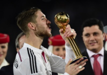 Ramos au-dessus de la mêlée Ramos au-dessus de la mêlée