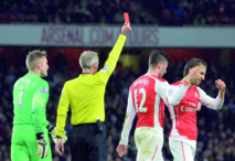 Giroud, un Bleu qui voit rouge Giroud, un Bleu qui voit rouge
