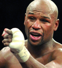 Mayweather gère et touche le jackpot lors du “Combat du siècle” Mayweather gère et touche le jackpot lors du “Combat du siècle”
