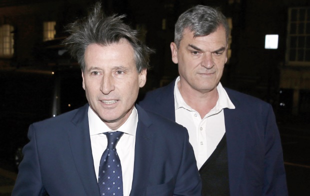 Dopage: Le bras droit de Coe démissionne sous la pression Dopage: Le bras droit de Coe démissionne sous la pression