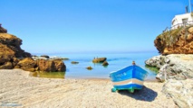 «Cap des trois fourches», à 25km au nord de Nador, un vaste promontoire montagneux de l’Afrique du Nord qui s’avance d’une vingtaine de kilomètres dans la mer Méditerranée. «Cap des trois fourches», à 25km au nord de Nador, un vaste promontoire montagneux de l’Afrique du Nord qui s’avance d’une vingtaine de kilomètres dans la mer Méditerranée.