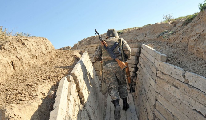 Accord de cessez-le-feu entre l'Azerbaïdjan et les séparatistes du Nagorny-Karabakh Accord de cessez-le-feu entre l'Azerbaïdjan et les séparatistes du Nagorny-Karabakh