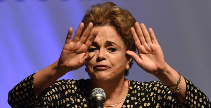 Les sénateurs brésiliens se prononcent en faveur d’un procès contre Dilma Rousseff Les sénateurs brésiliens se prononcent en faveur d’un procès contre Dilma Rousseff