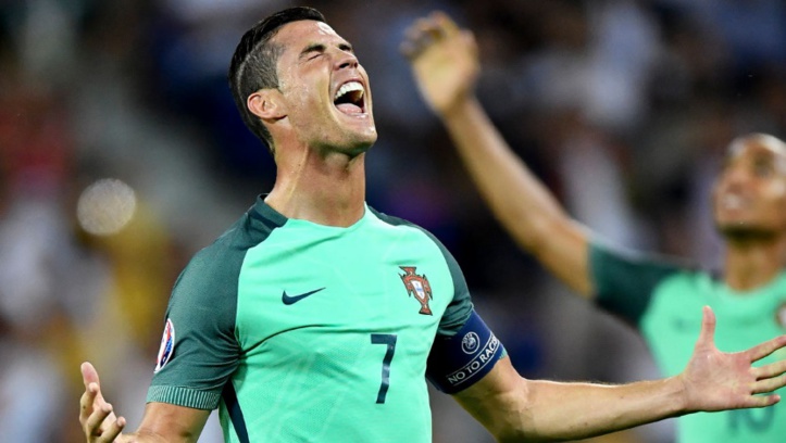 Ronaldo sacré meilleur joueur UEFA