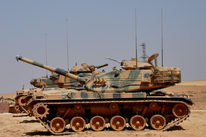 L'offensive turque en Syrie s'intensifie avec des bombardements meurtiers L'offensive turque en Syrie s'intensifie avec des bombardements meurtiers