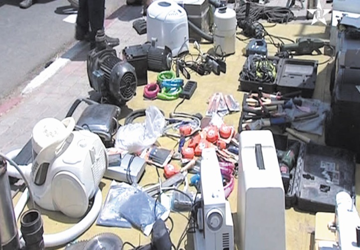 Des MRE en activité commerciale pendant leur séjour estival Des MRE en activité commerciale pendant leur séjour estival