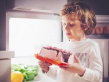 Les enfants américains mangent trois fois trop de sucres ajoutés