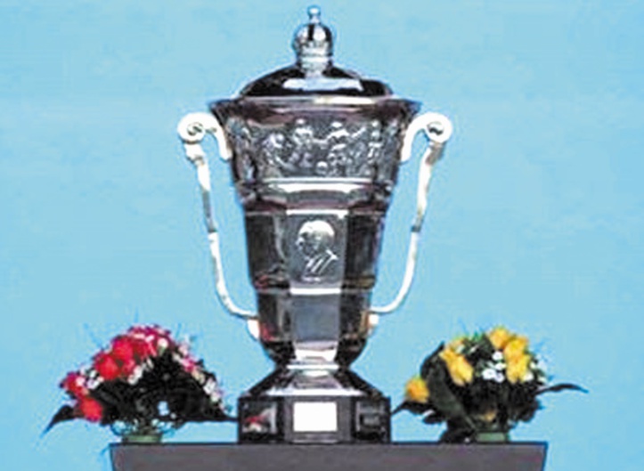 WAC et HUSA appelés à faire oublier leurs faux pas respectifs WAC et HUSA appelés à faire oublier leurs faux pas respectifs