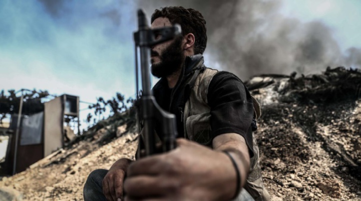 Abou Omar Saraqeb commandant de la principale coalition anti-régime tué dans un raid en Syrie Abou Omar Saraqeb commandant de la principale coalition anti-régime tué dans un raid en Syrie