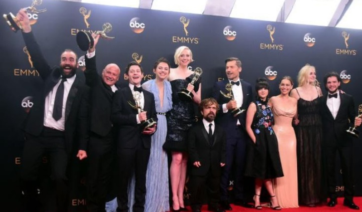 "Game of Thrones" entre dans l'histoire aux Emmy Awards "Game of Thrones" entre dans l'histoire aux Emmy Awards
