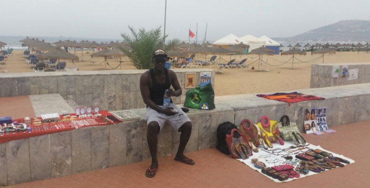 Des vendeurs sénégalais à la sauvette attirés plutôt par un retour à leur pays