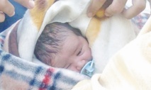 Le nouveau-né kidnappé à l’Hôpital Harouchi retrouve sa famille
