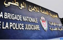 Agression à l’arme blanche de trois étrangers et d’un agent de police Agression à l’arme blanche de trois étrangers et d’un agent de police