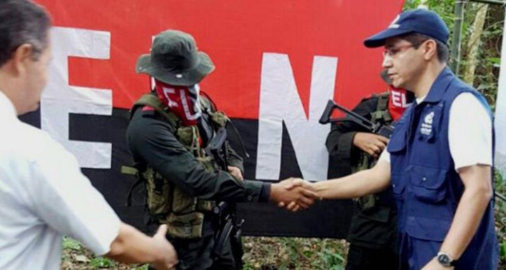 La Colombie et l'ELN vont négocier pour la paix La Colombie et l'ELN vont négocier pour la paix