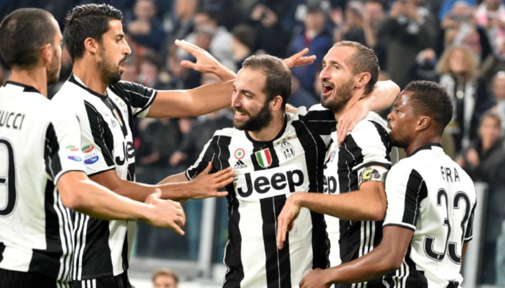 Calcio : La Juventus repart, la Roma suit et l'Inter se réveille Calcio : La Juventus repart, la Roma suit et l'Inter se réveille
