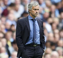 Mourinho: Pogba pourrait être un défenseur central phénoménal Mourinho: Pogba pourrait être un défenseur central phénoménal