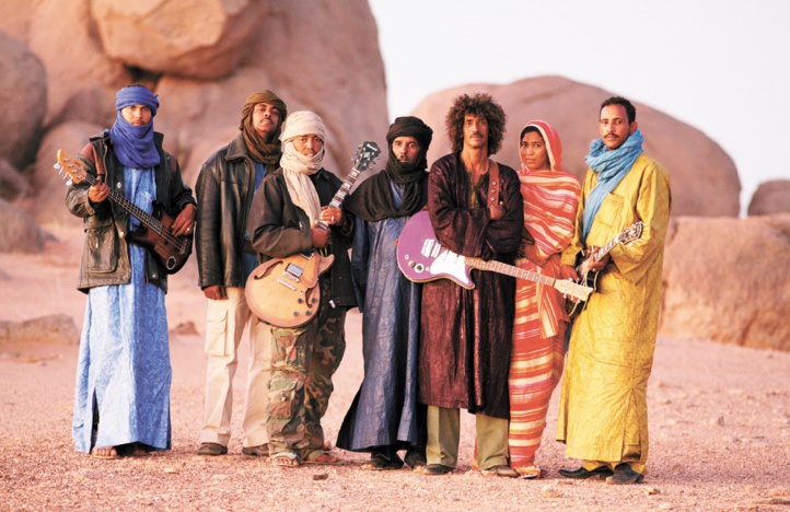 Un concert show des Tinariwen