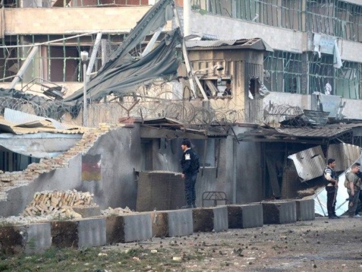 Attaque des talibans contre le consulat allemand de Mazar-i-Sharif Attaque des talibans contre le consulat allemand de Mazar-i-Sharif