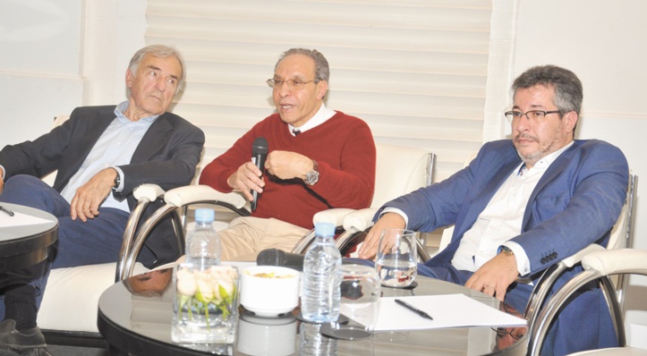 Mohammed Azzedine Abaakil, PDG de SADET, présentant le nouveau Business Model de la holding Mohammed Azzedine Abaakil, PDG de SADET, présentant le nouveau Business Model de la holding