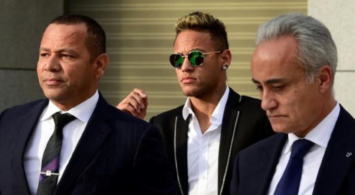 La menace judiciaire se précise pour Neymar La menace judiciaire se précise pour Neymar